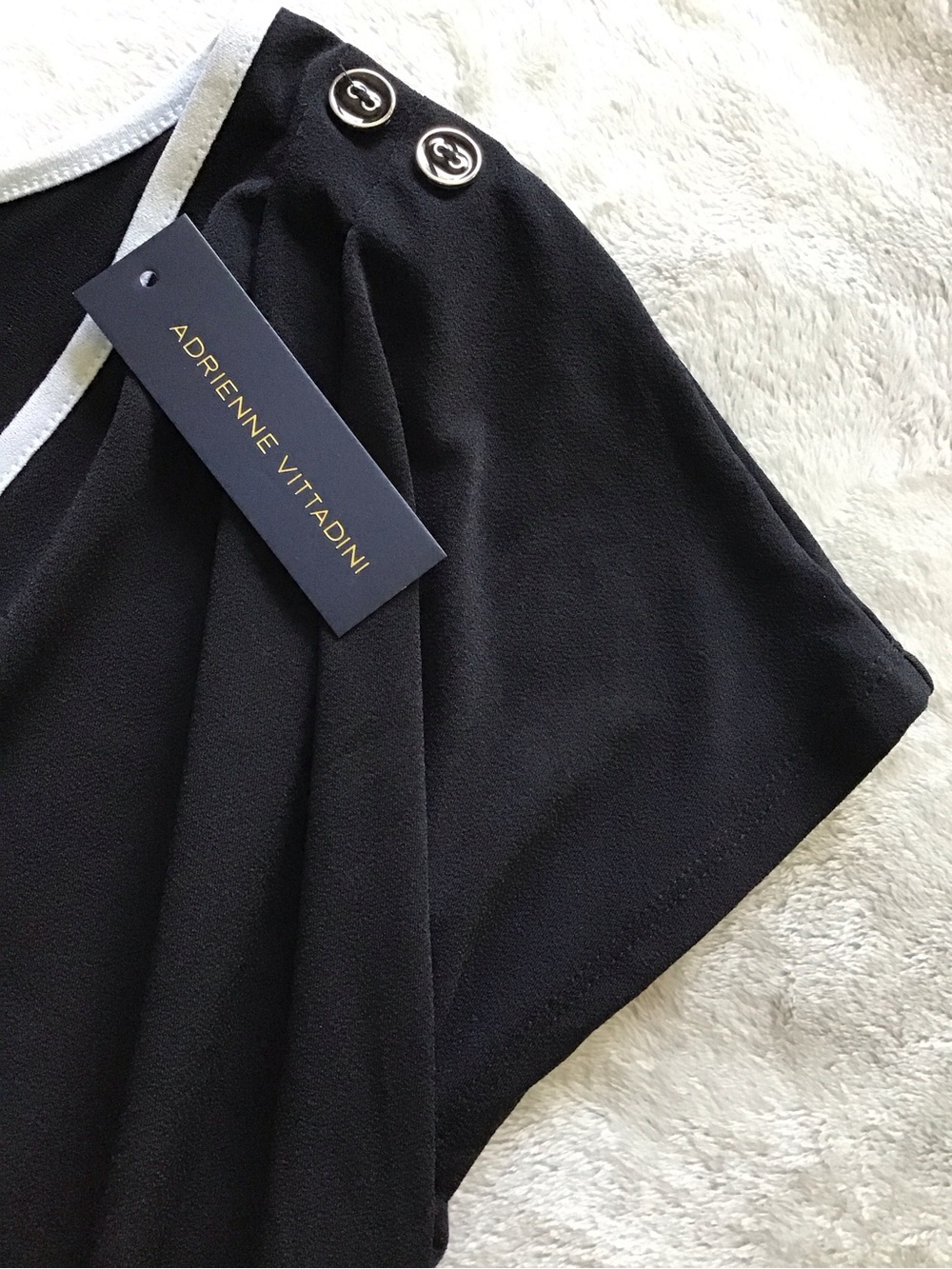 Adrienne Vittadini Black Short Sleeve V-Neck Top with White Trim - Picture 8 of 8